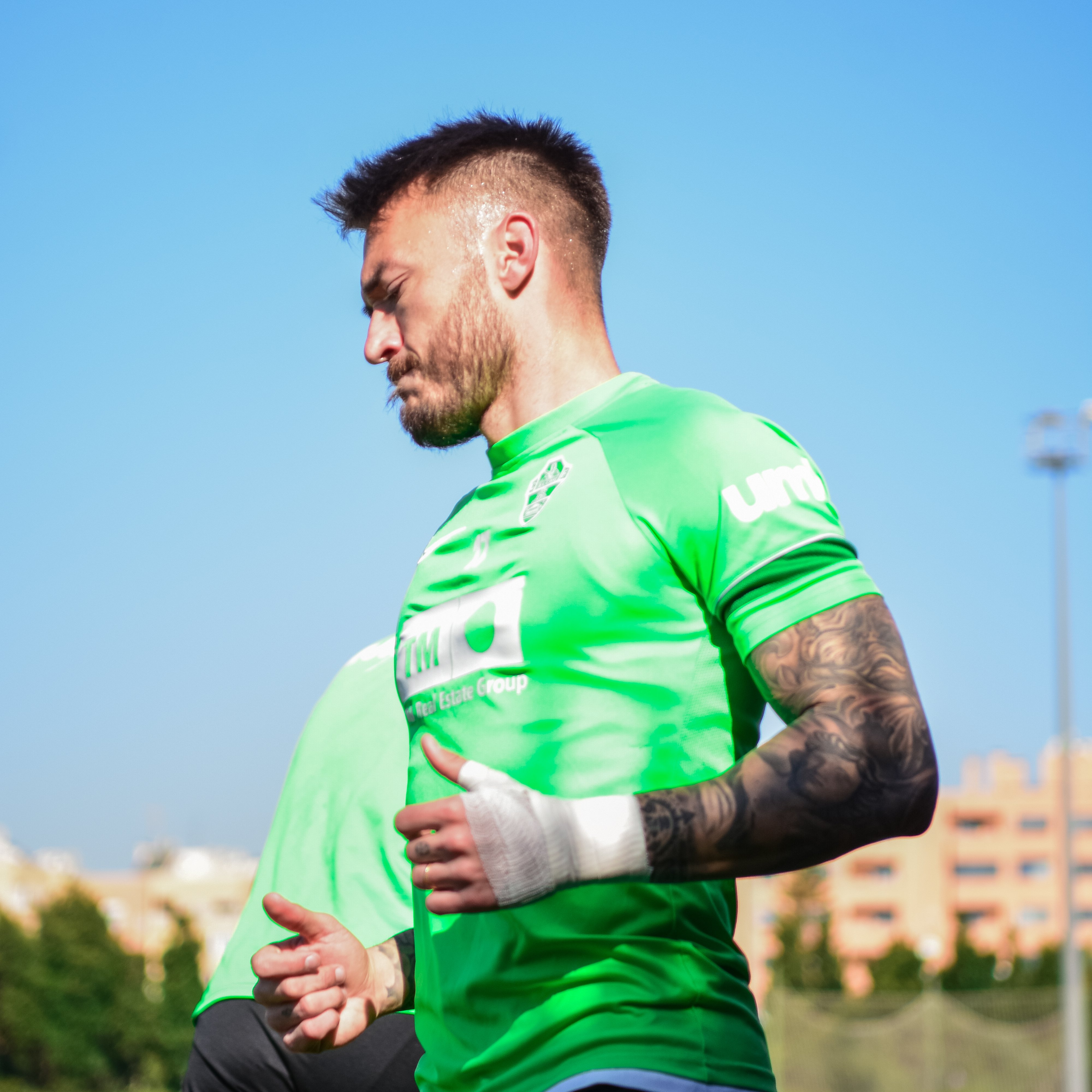 夜のランチタイムキックオフ Tntmu Twitter