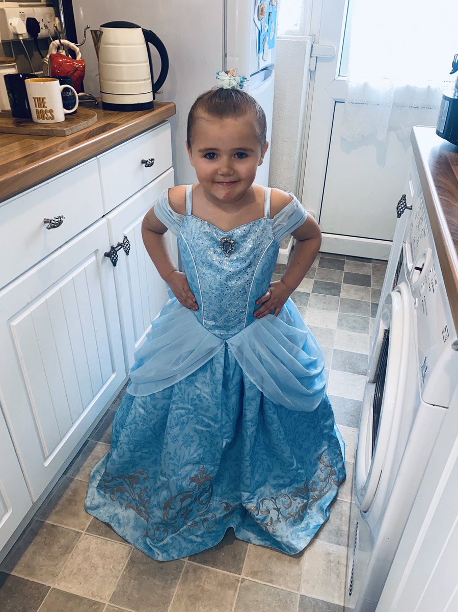 GemmaJade87's tweet photo. ✨Fahren-Betty✨ is the most beautiful little princess, even if she is covered in chicken pox🥲 😍💙 #WorldBookDay #disney #Cinderella @StBernsPrimary https://t.co/hdN9D1xj7w