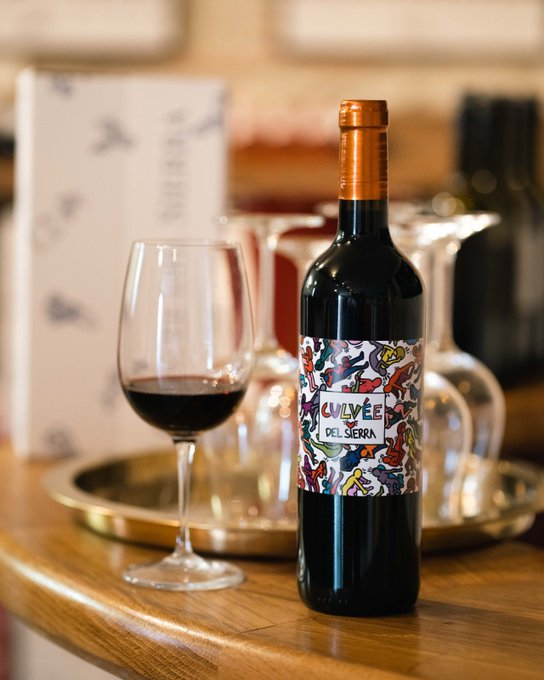 En &eacute;dition limit&eacute;e 🍷 et d&eacute;dicac&eacute;es ❤️ https://t.co/OHynNNNKkN https://t.co/3Tn5YmBQdV<a href="/tag/nopanty"class="tags"><span>#nopanty</span></a><a href="/tag/frenchlove"class="tags"><span>#frenchlove</span></a>
