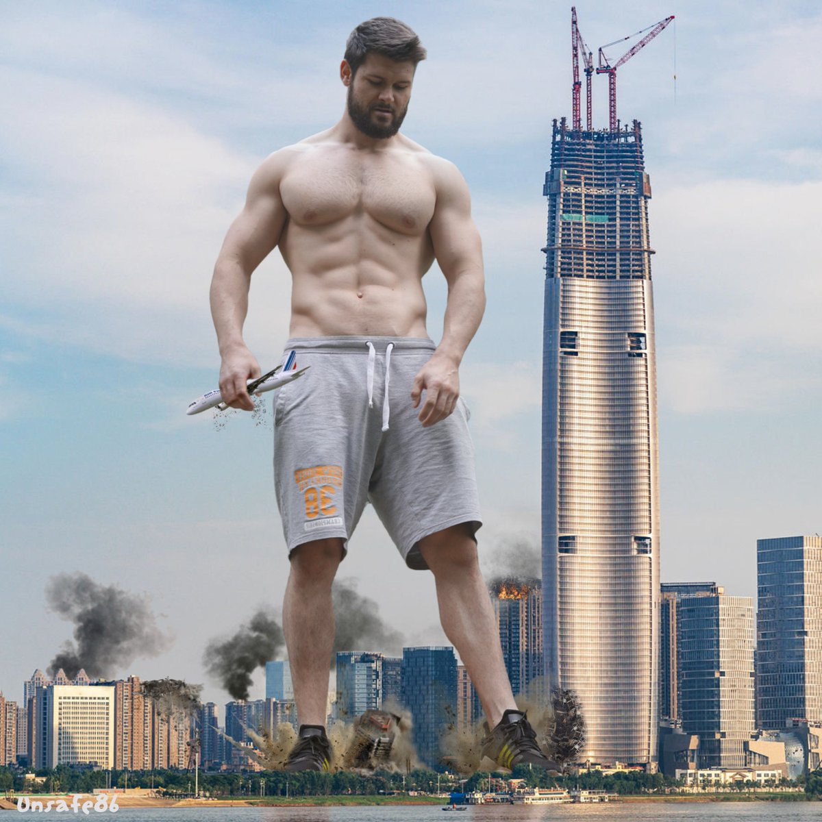 #macrophilia (@DeAngeloJxxx). #macrophilia #Giant. #macrophilia King. #macr...