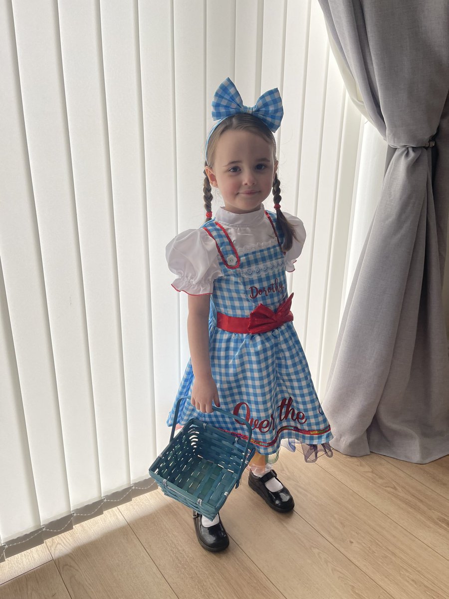 Nikki71282's tweet photo. My little Dorothy ❤️❤️ https://t.co/c1KDpN4nFI