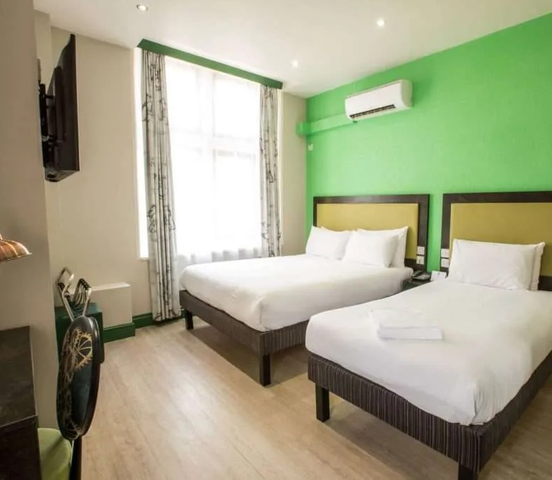 Do you need to house families for a while?
We have the perfect solution.
Our family rooms can sleep 2,3 and 4 and interconnecting rooms for more.
#Temporaryhousing #refugee #emergencyaccommodation #London #Hotels