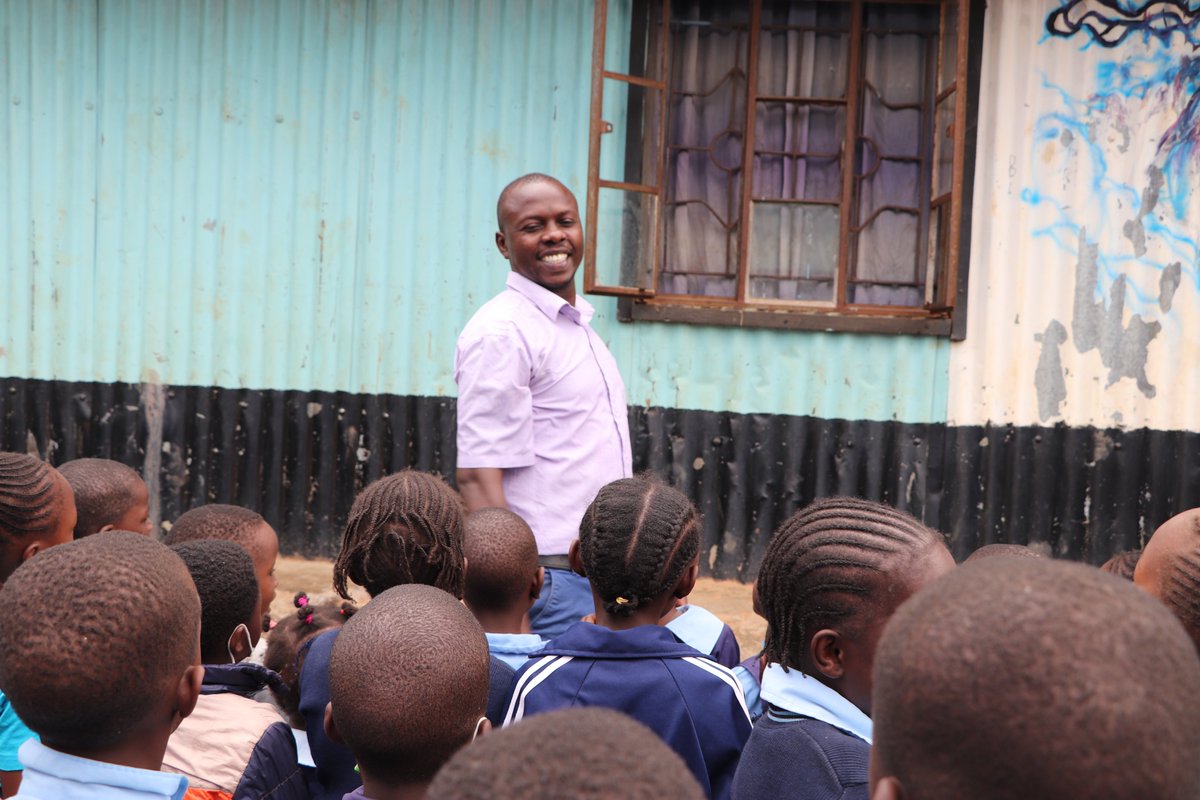 SpurafrikaK's tweet image. Mood as we step into the new month!
Courtesy of @Colgate @CP_News 
#smilewithlove #strongandclean #oralhygiene #mood @harrykigani @Nkengora