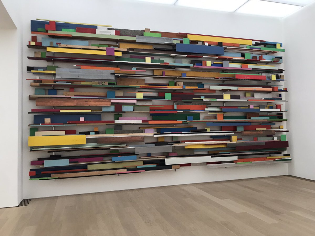 Hillianthe's tweet photo. Less and More van Beat Zoderer @Voorlinden #BeatZoderer #museumvoorlinden #contemporaryart #artconcret https://t.co/zO1cruOIkq