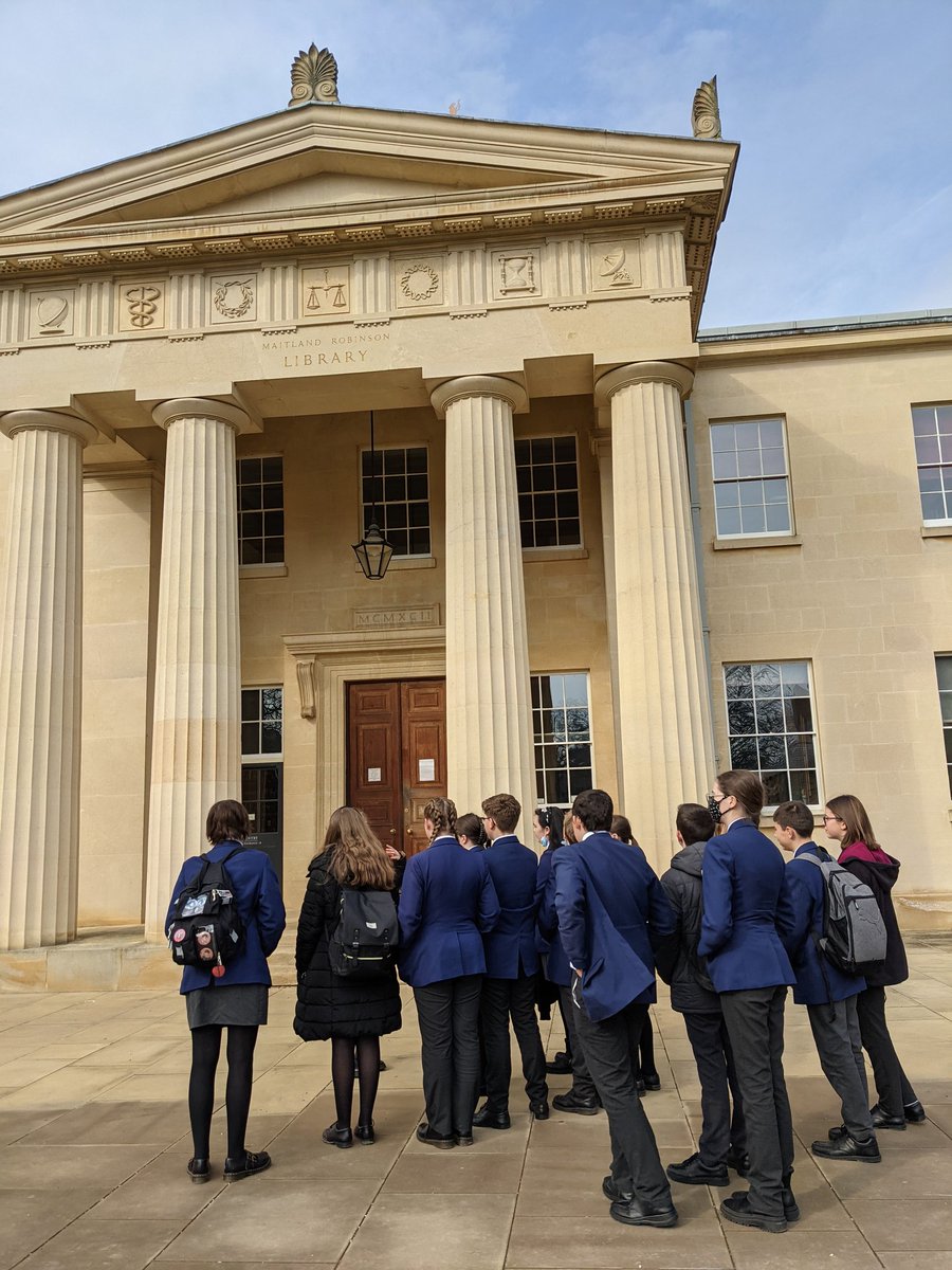 Miss_PerryDNA's tweet photo. Today our Y9 Nottingham Ambition students @nieperacademy are visiting @Cambridge_Uni with @UniofNottingham https://t.co/a3QGrddEk7