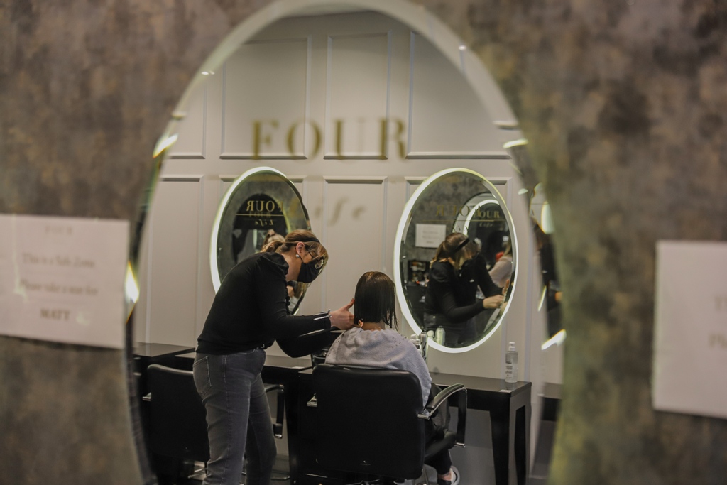 FOUR London tweet media