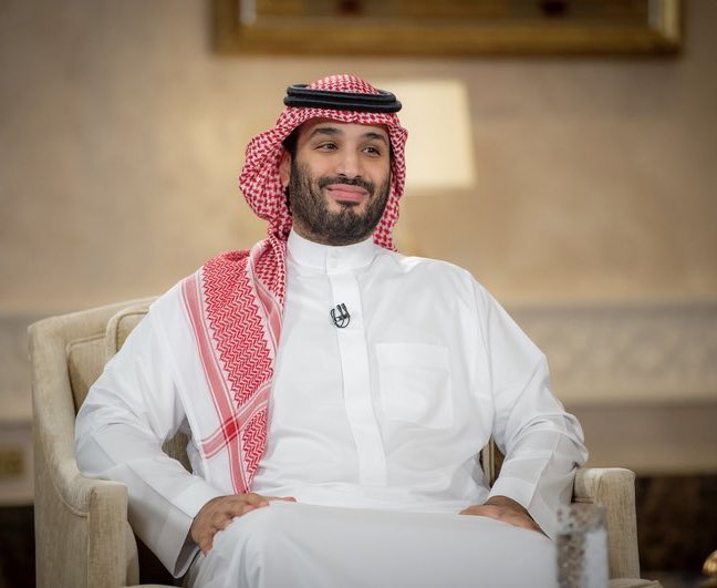 #لقاء_ولي_العهد مع صحيفة "ذا أتلانتيك": 

عندما ذهب فريقنا للقاء الأمير #محمد_بن_سلمان في قصره بالرياض، كنا نسمع أمور سيئة عنه في الخارج، خصوصا من قبل ابن سعد الجبري الذي نقل لنا معلومات مغلوطة عنه. وعند مقابلته وجها لوجه انبهرنا، لم نرى سوى قائد متواضع، صريح، وقوي، وذكي جدا