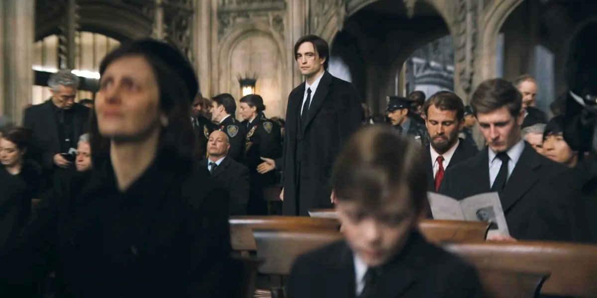 Robert Pattinson admits he's spent time lurking on #TheBatman fan forums - and even secretly replying to trolls 😂 

"So, when sometimes you just see a quite abstract message going like, 'Just please, just leave me alone,' that's me [laughs]." 🤣

buff.ly/3KeIKBy