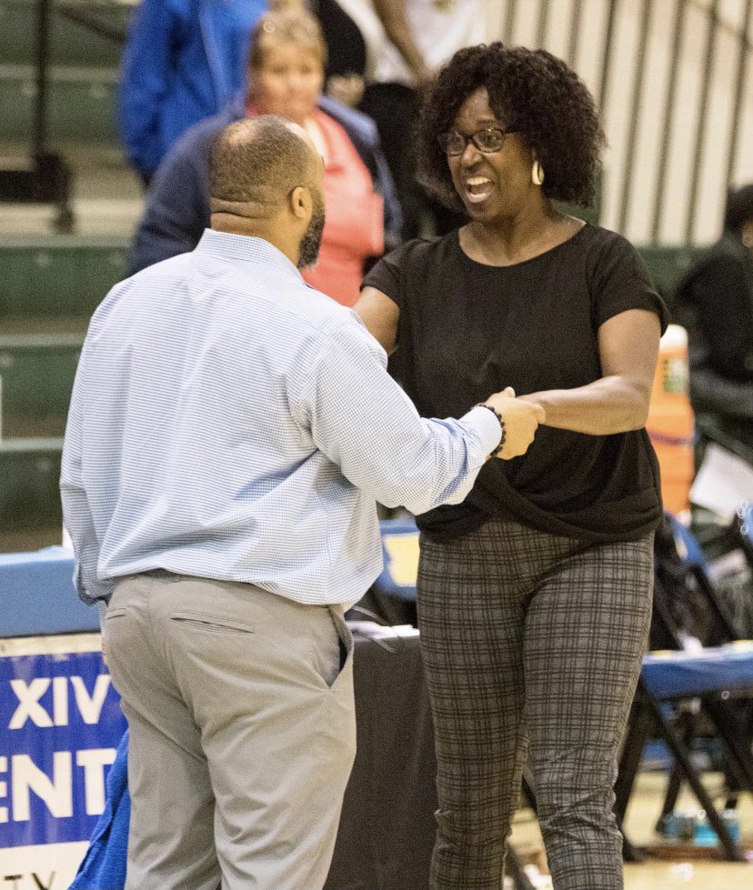 stallard_gary's tweet photo. JUCO HANDSHAKE LINE: The coach on the right (Trenia Tillis)  just lost a last-second, season-ending heartbreaker in the conference tournament. She’s genuinely happy for her opposing coach, Byron Coleman. Just like D1, right, @ColinCowherd? @lnjsports https://t.co/2mP50Y6mm8
