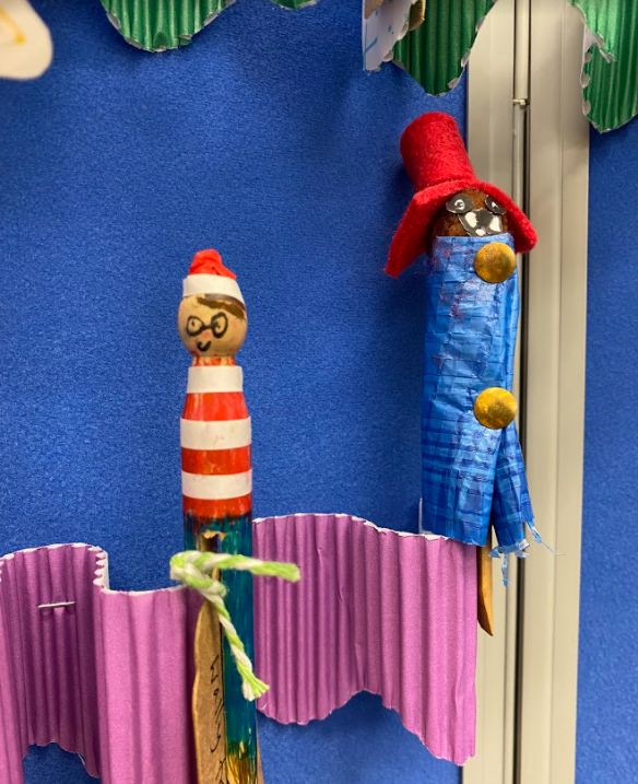 ccolpreplib's tweet photo. Our Nursery and Pre-Prep children have had a lot of fun decorating wooden pegs as book characters for @WorldBookDayUK. Can you spot any familiar fictional faces? @Clifton_College @Pamela_Butchart  @cc_prephead #WorldBookDay https://t.co/2Fd7v2DfYW