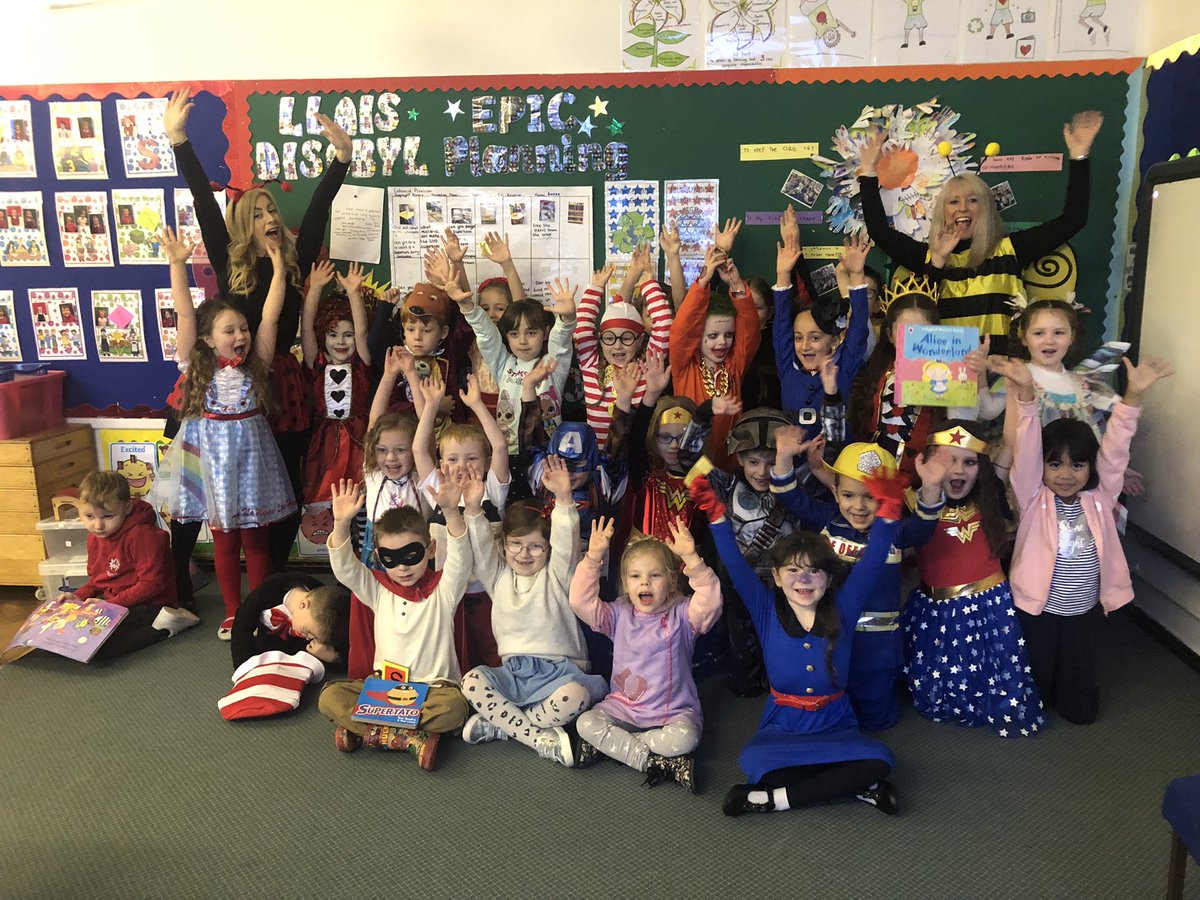 gwyrosydd2019's tweet photo. World Book Day #WorldBookDay #gspLLC https://t.co/Cpux9SSQQK