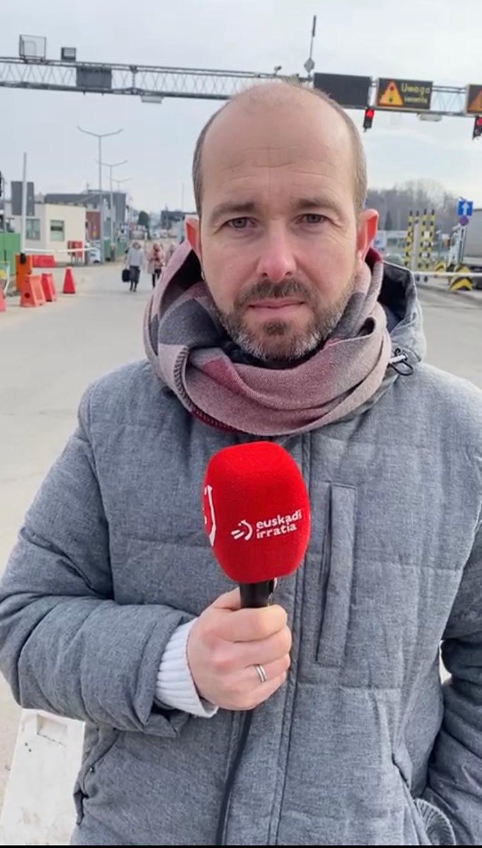 euskadi_irratia's tweet image. 🔴 Hastear da @faktoriaEITB ALBISTEGI BEREZIA, @inaki_guridi​k gidatuta, Polonia eta #Ukraina arteko mugan dagoen Prezemysl  herritik

🔊 Jarraitu hemen #zuzenean 👉: eitb.eus/eu/irratia/eus…  #Faktoria