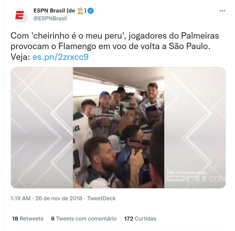 joaodoresenha's tweet photo. E ontem, mais uma provocação do Palmares ao Flamengo. E foi indireta, sim. Só espero que qnd o "vento mudar" novamente, não venham com papo de "forçar rivalidade" ou defesa a torcida única. Sabem bater, mas não sabem apanhar. Típico de gente criada por vó. Neste caso, Sugar Mommy https://t.co/QbJ33rEGmZ