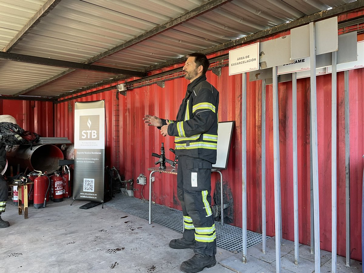 CFA3TFire's tweet photo. Formador formadores bomberos Navarra. https://t.co/UGGBvNcN7a