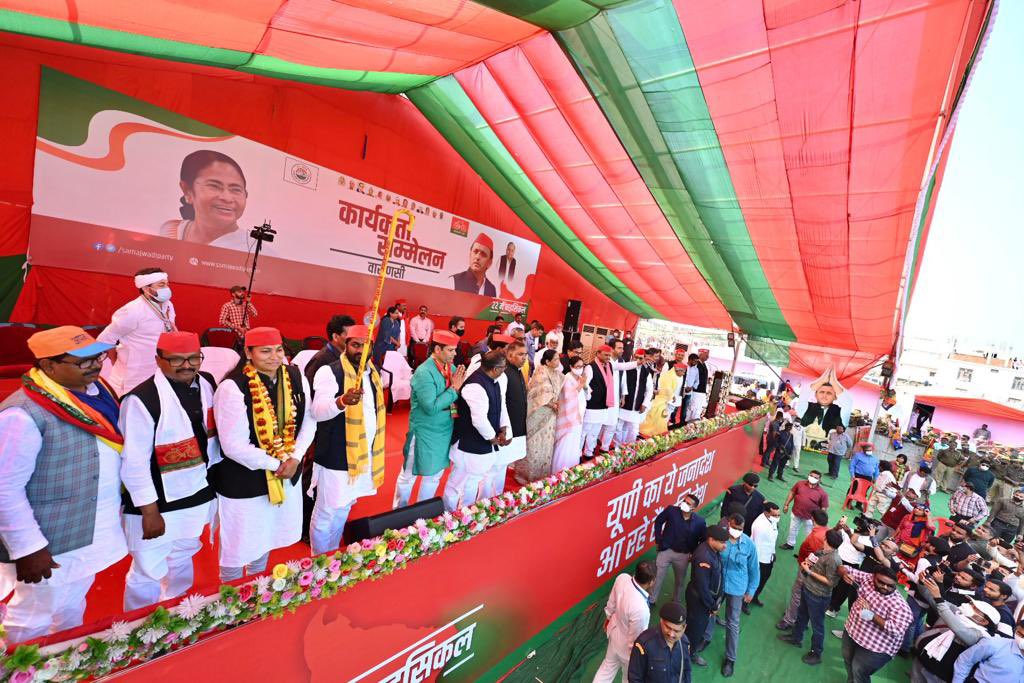 पूर्वांचल में ‘अभूतपूर्व’ विकास की गंगा बहाएंगे
हम अपने पूर्वांचल को ‘अभूतपूर्वांचल’ बनाएंगे!
