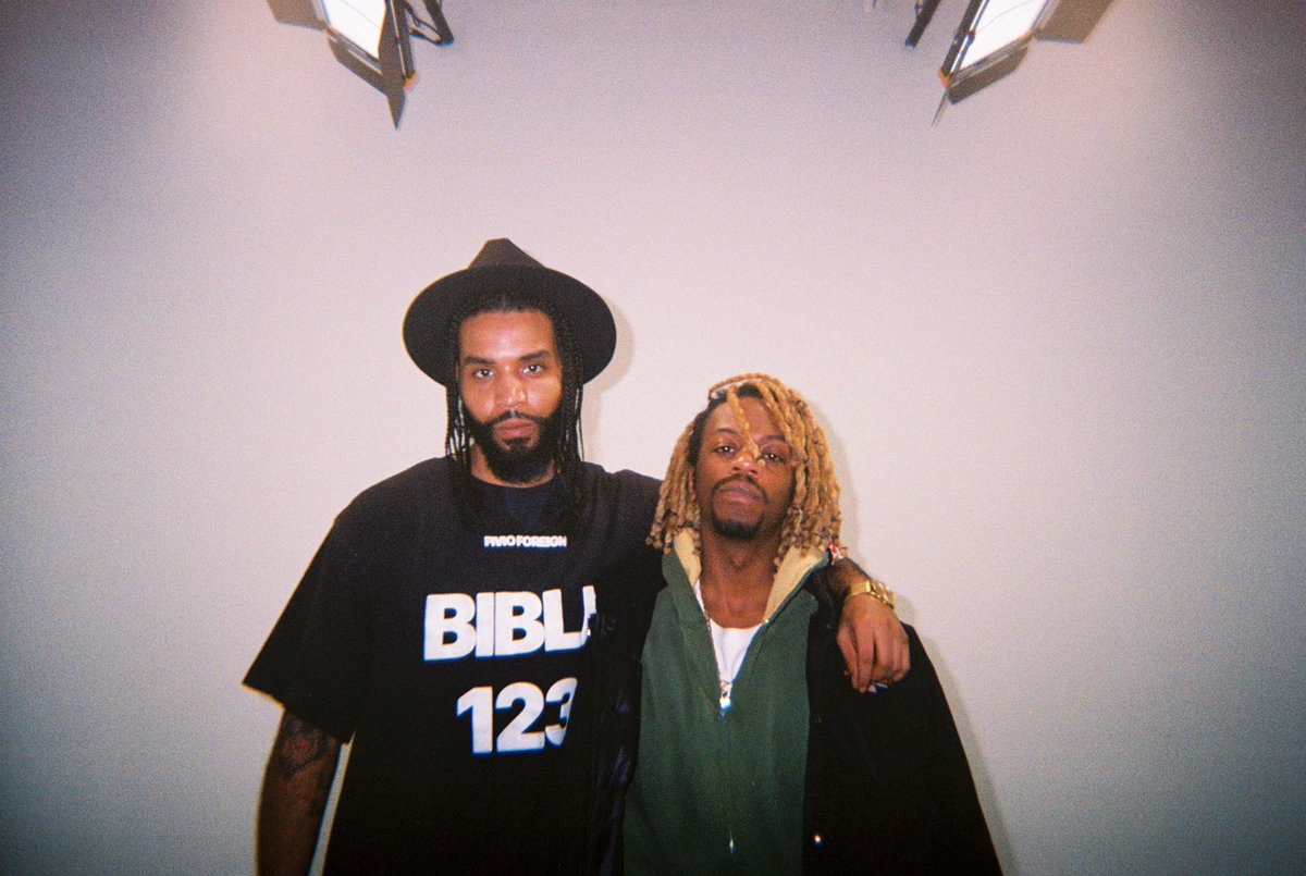 CommeDesRahsaan's tweet photo. Been grinding like my teeth when I sleep 📸: @elcalvador https://t.co/NlQIQjNMSe