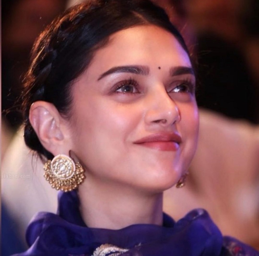 ideamanitweets's tweet photo. Every muscle speaks 💖
@aditiraohydari ❤️
#HeySinamika https://t.co/bXWc0tVo75