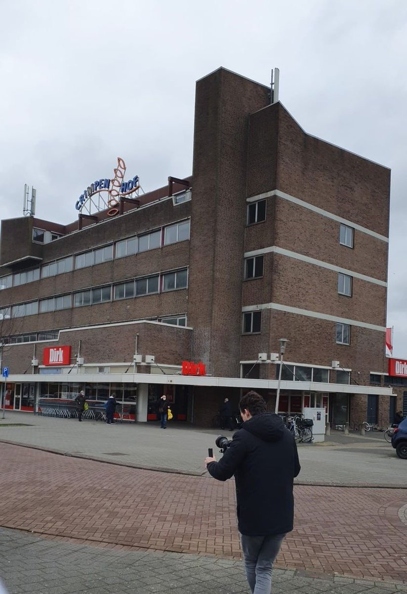 Speerpunt Samen WERKEN: Een nieuw Crimpenhof voor prettig winkelen en wonen
In het hart van Krimpen is het grootste winkelcentrum. De Crimpenhof kent veel leegstand en onbenutte mogelijkheden. Lees de rest van het speerpunt op facebook.com/sgp.krimpenaan…