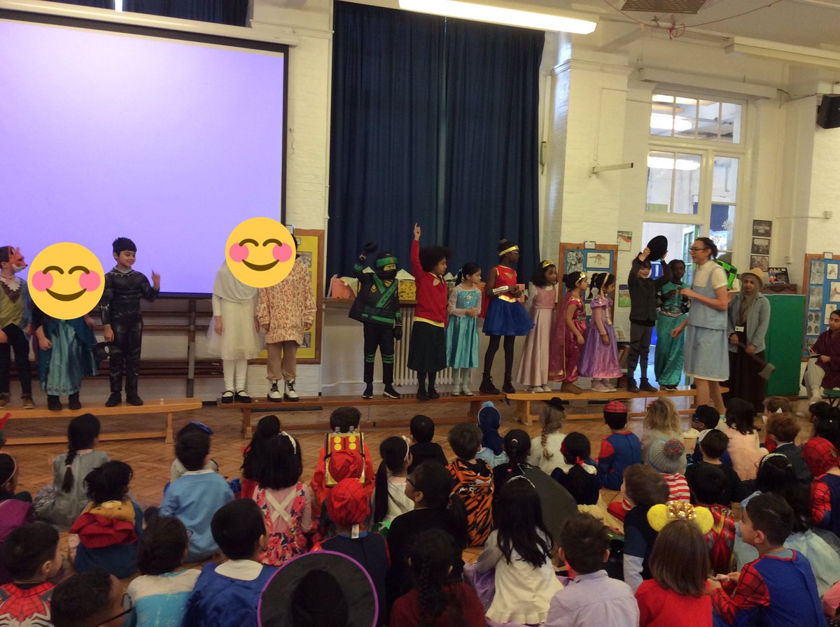 Silver class have dressed up to celebrate BOOKS on world book day! Don’t we look fabulous? #ColumbiaWBD