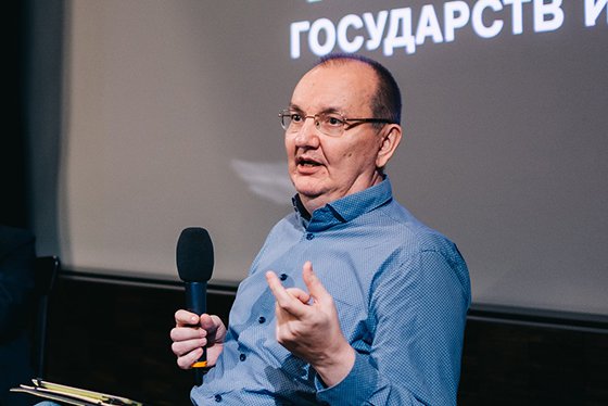 Историк, этнолог и антрополог Сергей Абашин сообщил, что больше не является членом Ассоциации этнологов и антропологов России, после того, как исполком ААЭР отмежевался от антивоенного обращения Европейской ассоциации социальных антропологов.

▶️ colta.ru/news/29692