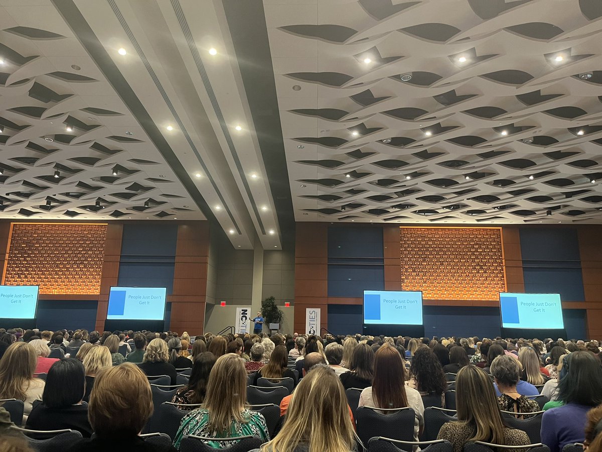 Amber Joelle Strause tweet media