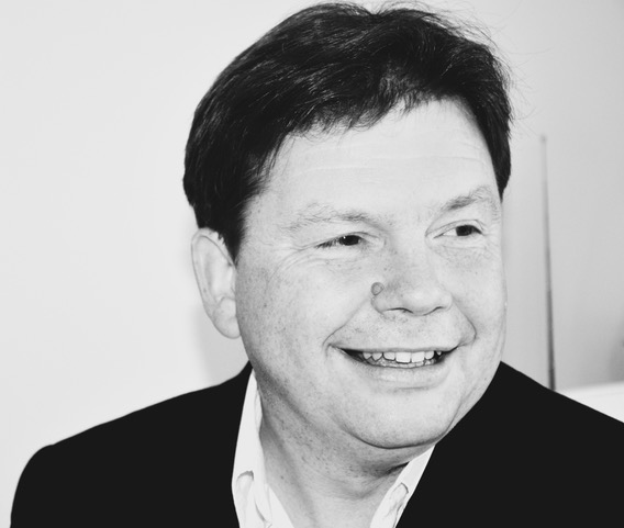 Codasip's tweet image. A big welcome to Emmanuel Till-Vattier, our new VP Sales EMEA. &quot;Codasip is definitively a global company but strongly and strategically European in a way that sets it apart from its competitors&quot; 
#RISCV #ProcessorIP #DesignForDifferentiation
codasip.com/2022/03/03/emm…