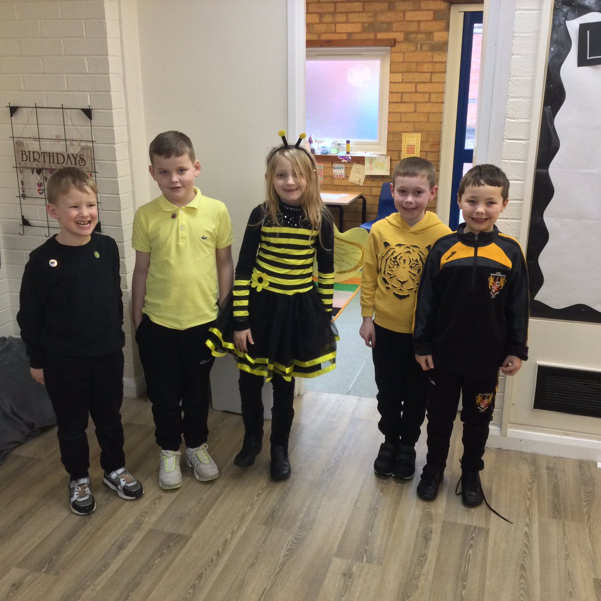 LSTMrsC's tweet photo. Our bees have been very busy today🐝 #WorldBookDay #TheManchesterBee https://t.co/Ld3Mz9cqaQ