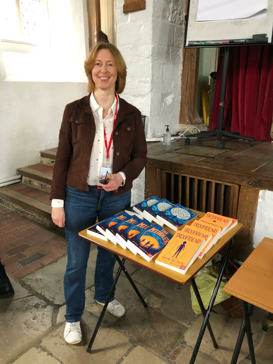 PilgrimsSchool's tweet photo. Thank you to author @KirstyApplebaum, for visiting our school today to talk to boys in Year 3 through to Year 7 as part of #WorldBookDay. Pupils asked lots of questions about her books and her writing experience.
#PilgrimsSchoolWinchester @NosyCrowBooks https://t.co/60tEJTXsHn