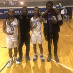 Photo by Gwendolyn Brooks Boys Basketball (@Chi_brooksBBall)