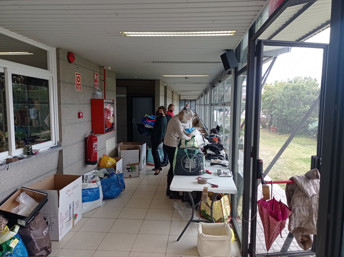 RodrigoBernalZ's tweet image. Exigente proceso de clasificación, preparando comienzo de transporte gracias al apoyo de todo el personal voluntario. Espectacular. @CRMajadahonda @MajadahondaAyto