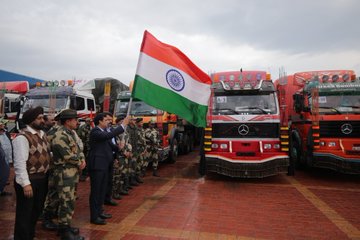 मानवीय पहल: अफगानिस्तान भेजी गेहूं की दूसरी खेप, अफगान ट्रक चालक बोला- हम भारत के अभारी