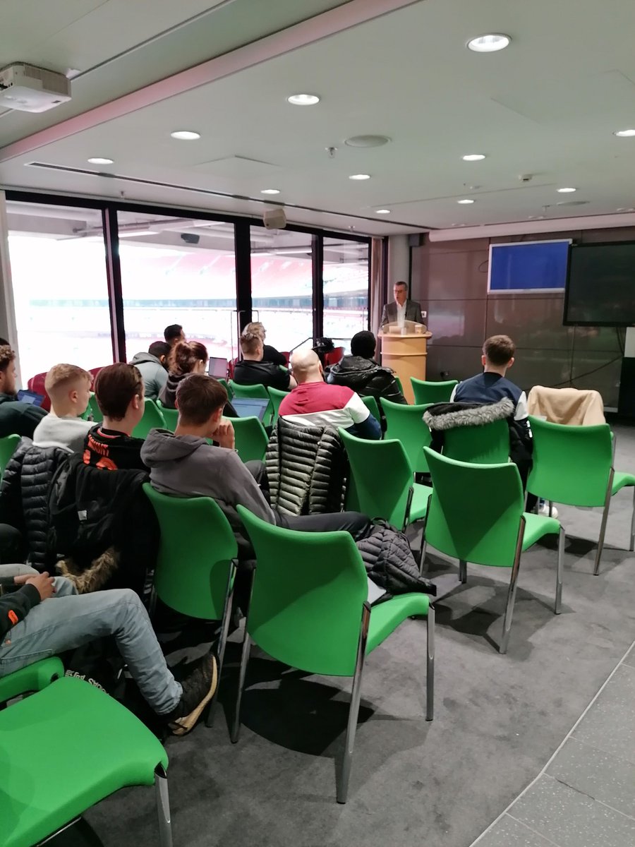 Rob Crump (@rtc123uk) on Twitter photo An insightful talk from <a href="/Bloomers57/">Gary Bloom</a> regarding athlete well-being in sport with our <a href="/ucfb/">University Campus of Football Business</a> students this morning. <a href="/davestephens7/">Dave Stephens</a> An insightful talk from <a href="/Bloomers57/">Gary Bloom</a> regarding athlete well-being in sport with our <a href="/ucfb/">University Campus of Football Business</a> students this morning. <a href="/davestephens7/">Dave Stephens</a>