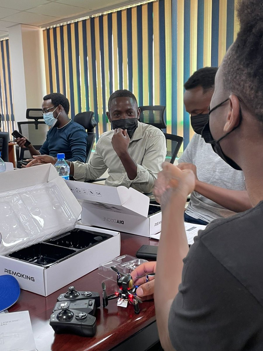 Kenyaflyinglabs's tweet photo. Did you know you can build a drone from scratch? 
Earlier today our 10 finalists of the #KenyaDroneBusinessCompetition participating in a drone building activity. 

#KDBC #drone #dronestagram #techforgood #dronesforgood #dronesforhumanity https://t.co/1TAdtOAQb5