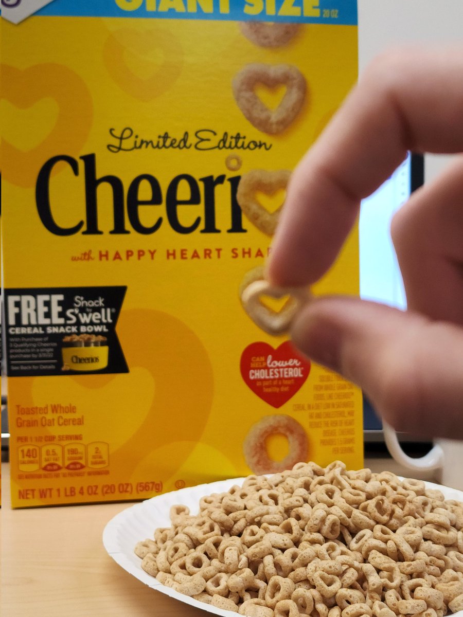 Reece3s's tweet photo. I didn't think they'd actually be heart shaped. This is adorable! #Heart #Cheerios #heartshaped https://t.co/GJHXyZloZJ