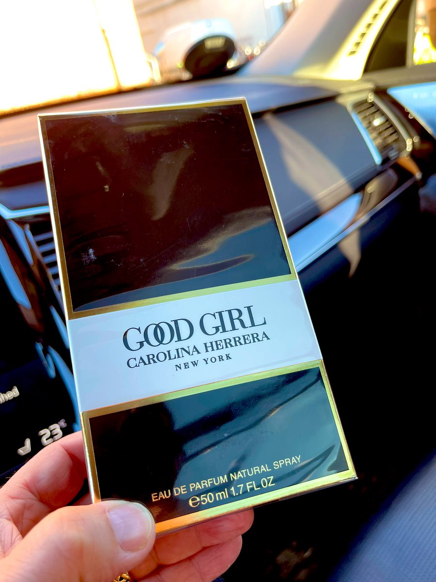 MasterBoas's tweet photo. Navnet der forpligter 😊 #goodgirl #Submissions #goodgirlgonebad @slavinde_maria https://t.co/jksH9JmFT8