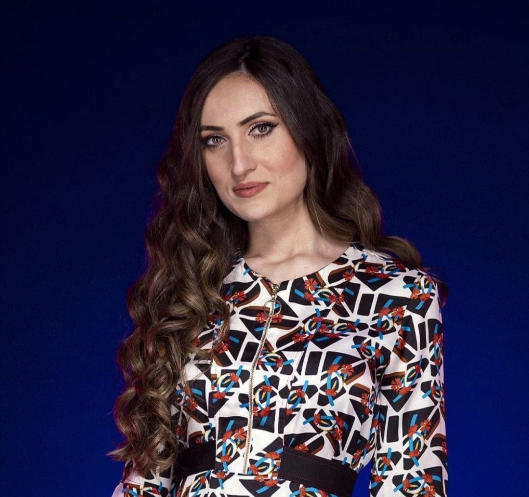 Maszorratodavia's tweet image. Si tienes que elegir entre ellas dos, 
¿A quien quieres ver en la final? 

🔄RT MARTA
❤️ FV CARMEN 

#Secret3M #SecretStory