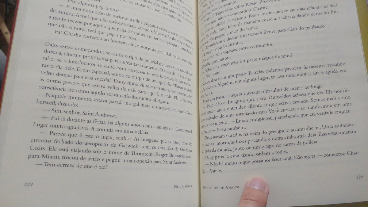 MaisContaInutil's tweet photo. @intrinseca eu comprei o box do @neilhimself, livro Os Filhos de Anansi #anansiboys veio com defeito
Faltam as páginas 257 à 288
Repete 193 à 224
Vcs podem ajudar?Como faço pra trocar?
Eu li 1° Deuses Americanos e quando cheguei nele, prazo de devolução da Amazon acabou em 25/fev https://t.co/QKXw2kerKc