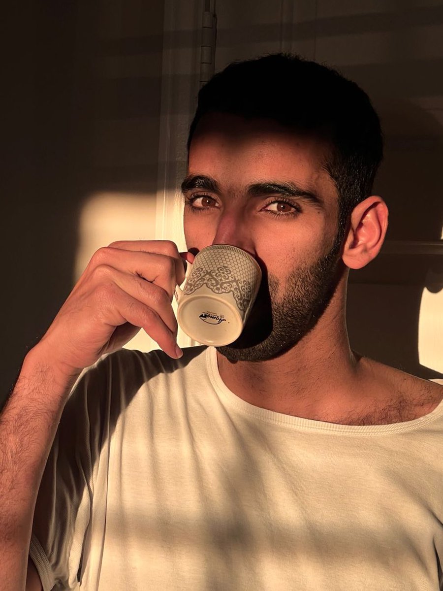 هالعيون شلون املها😔