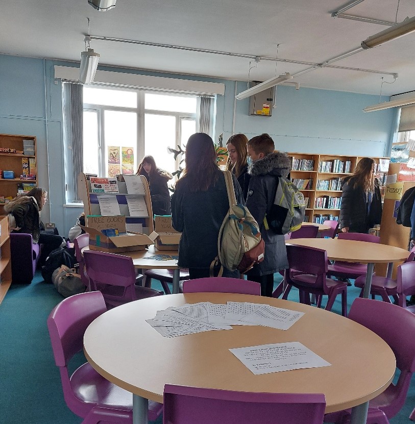 Happy #WorldBookDay! Lots of fun was had taking part in activities at lunchtime, including a scavenger hunt created by student librarians. Well done to all those who represented their House in the quiz this morning and congratulations to Boudicca and Kett who came joint first!