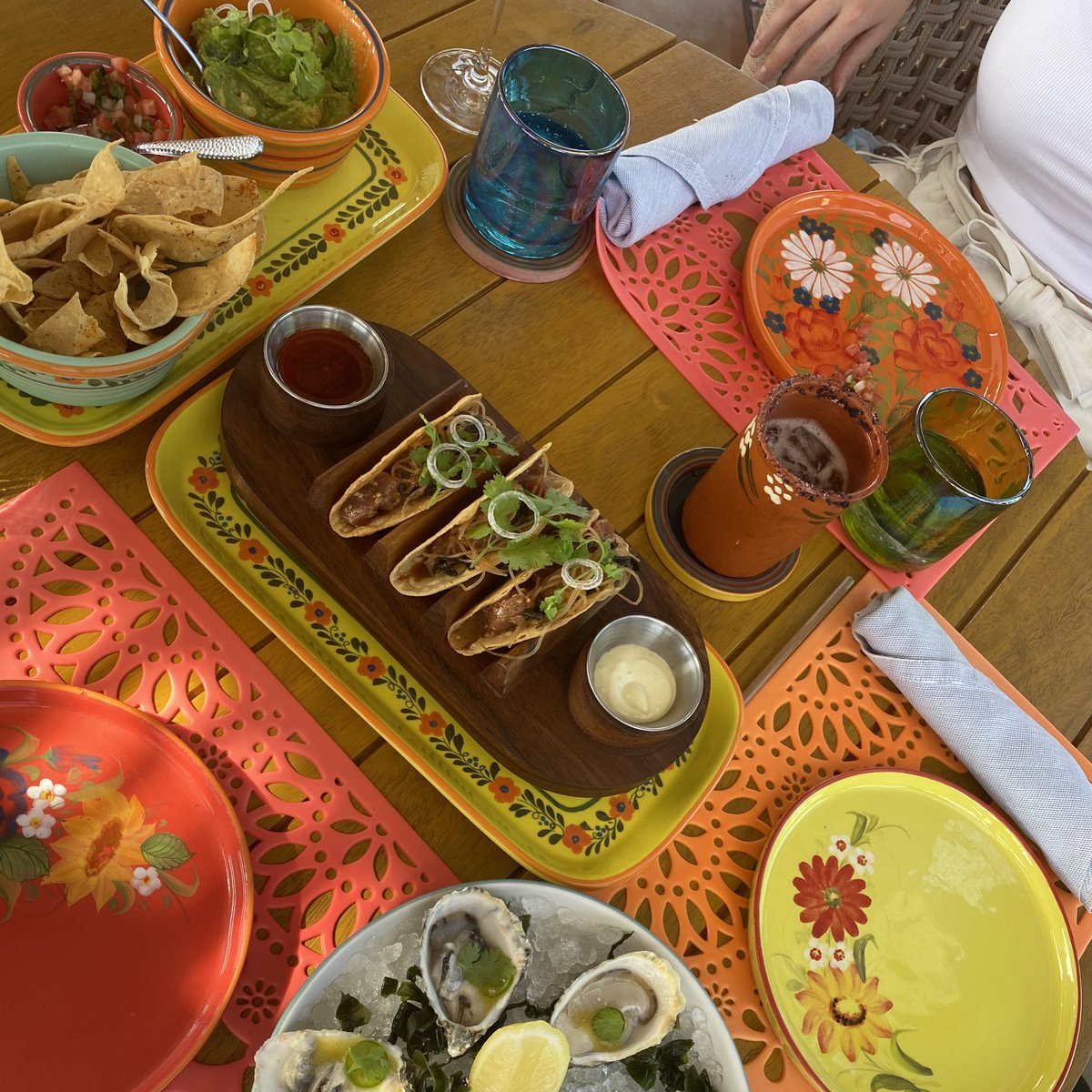 CryptoNikole.eth tweet media