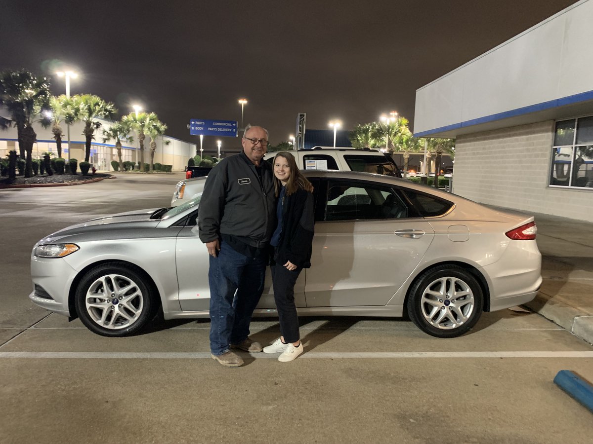 MonumentChevy's tweet image. #Congrats on your new rides and thank you for being a part of the #MonumentFamily! #newcar #pasadenatx