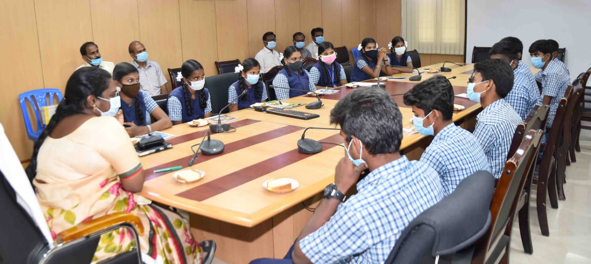 DD_IAS's tweet photo. Taking a cue from my fellow Collectors, I had the privilege to have an interaction with school children with sparkling thoughts in Dharmapuri.Their past was full of hurdles, present is hopeful and future is bright. A well spent day with these young minds. Looking forward to more. https://t.co/1WzeX4K97P
