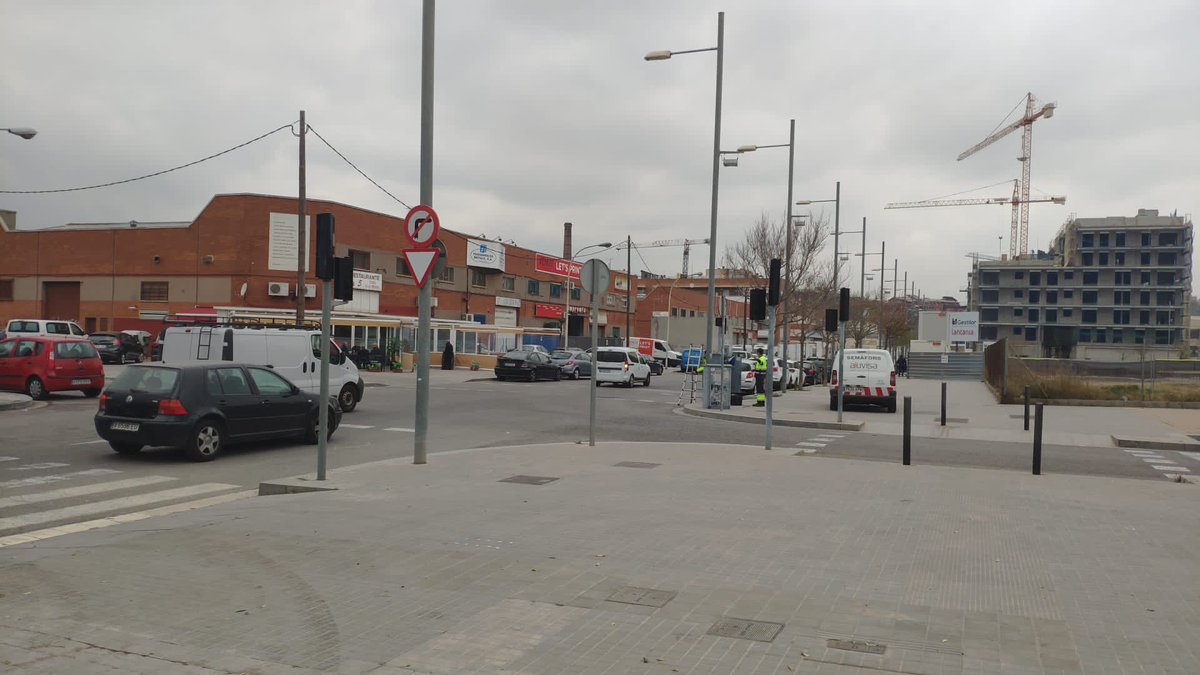 AV. Gorg Mar Badalona tweet media