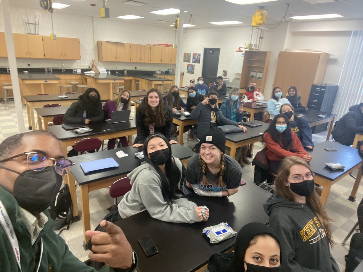 Formerly Known as Principal Heard (@halheard3rd) on Twitter photo Had an awesome time listening to <a href="/JMagoulick/">John Magoulick</a>’s Biomed students discuss current events in public health #PublicHealth #learning #school Had an awesome time listening to <a href="/JMagoulick/">John Magoulick</a>’s Biomed students discuss current events in public health #PublicHealth #learning #school