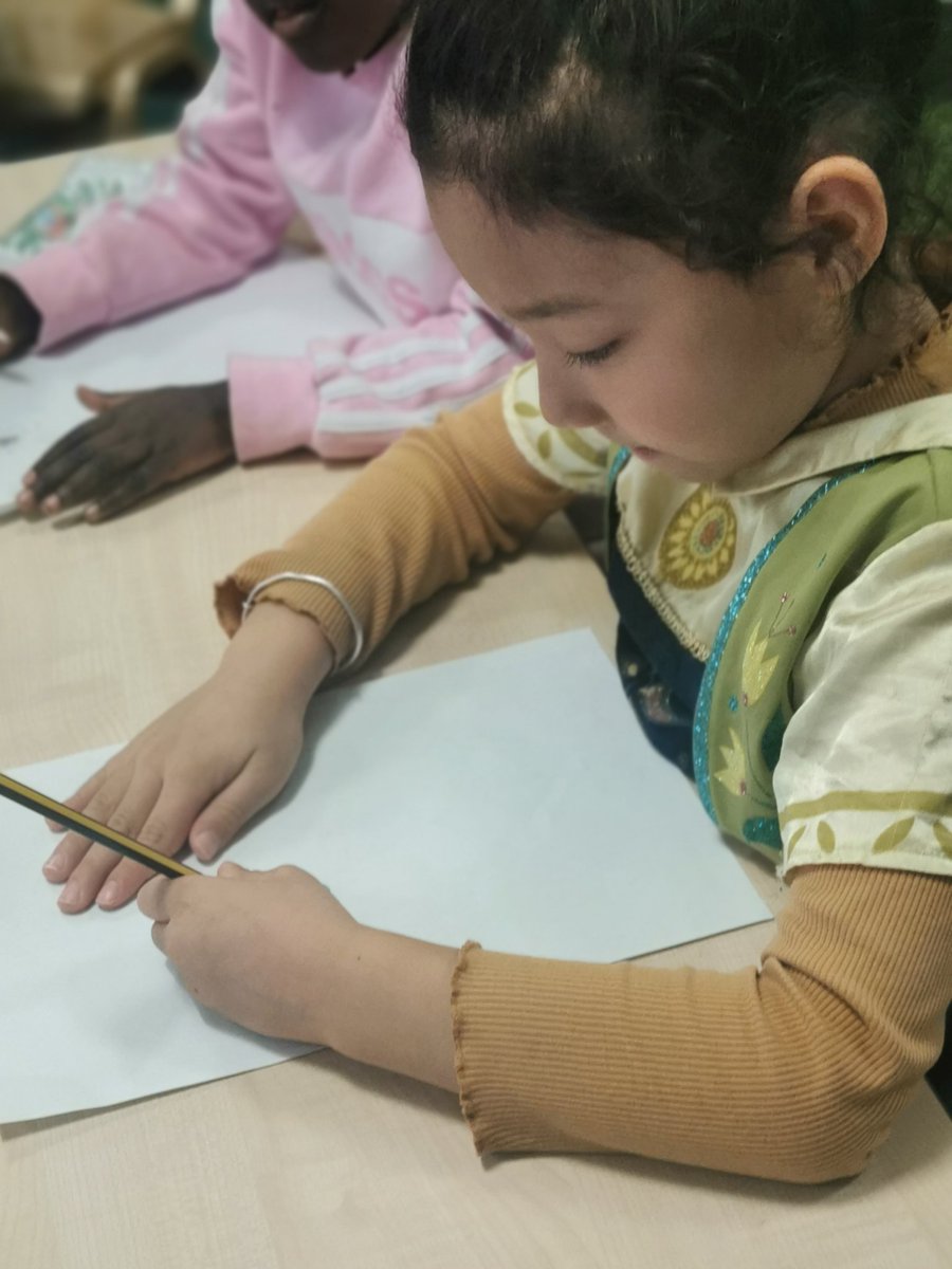 Foxfield Year 1 Hazel tweet media