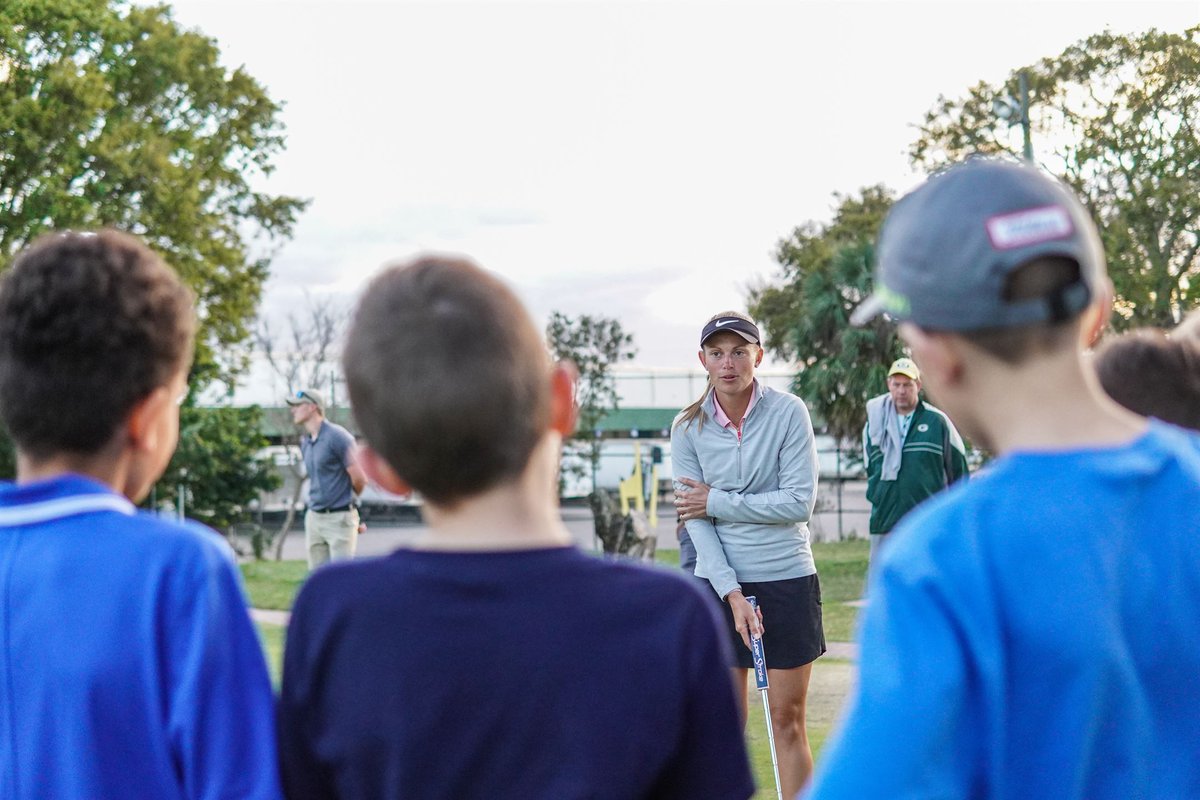 Loved giving back to the next generation 🤗 #JuniorClinic #FLNatCC #EpsonTour #Road2LPGA