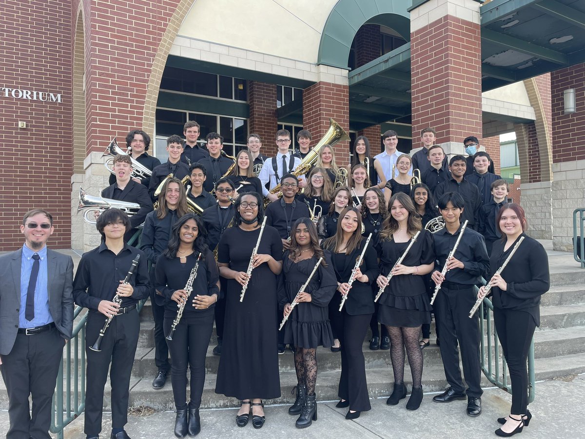 Sunnyvale Raider Pride Band tweet media