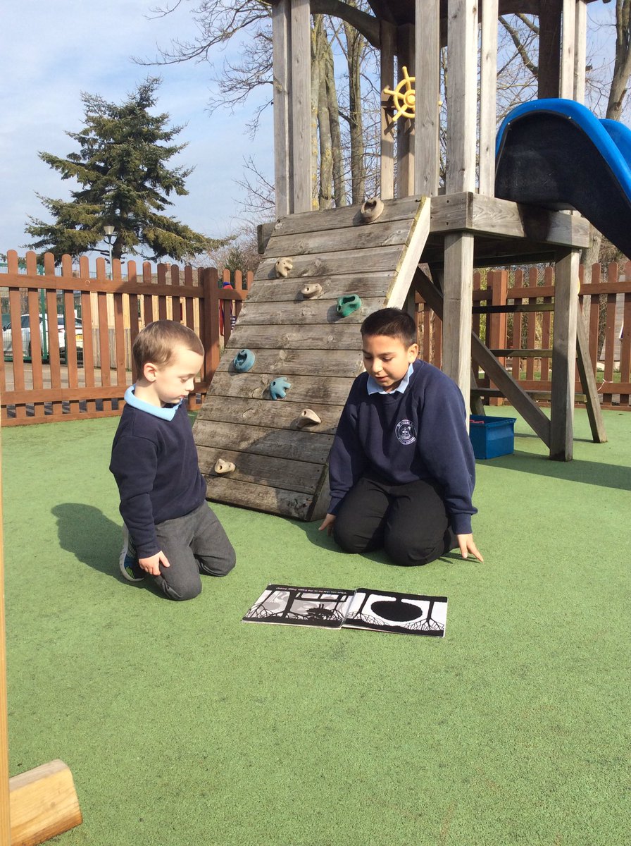 Miss Featherstone tweet media