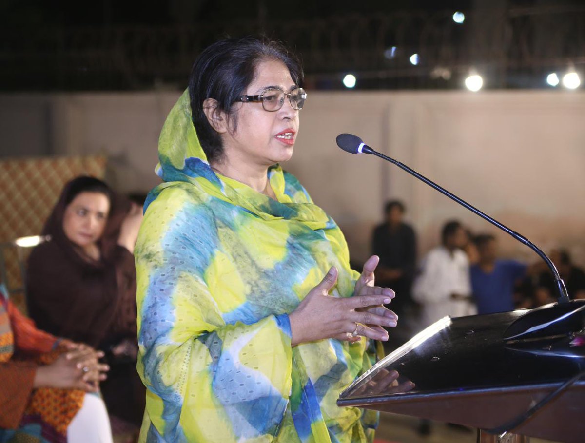 پاک سرزمین پارٹی کے مرکزی دفتر پاکستان ہاوس میں یومِ عزم یومِ تشکر کی عظیم الشان تقریب منعقد کی گئی جس سے چئیرمین پارٹی سید مصطفیٰ کمال صدر انیس قائم خانی سمیت دیگر مرکزی رہنماء نے خطاب کیا اس موقع پر کارکنان کی کی بڑی تعداد میں شرکت...

#شکریہ_مصطفی_کمال