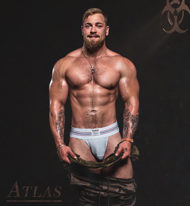 The always amazing @AtlasEater by @PaulJamnicky ? https://t.co/GiK6hulLCm https://t.co/tfzBpxEHzO
.
@WomensEyeCandy1